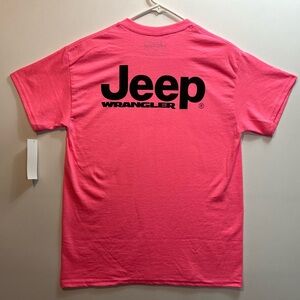 JEEP Wrangler Pink Women’s T-Shirt (New Condition) Willys-Rubicon-Sarah-4xe Tee
